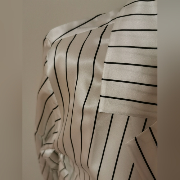 Women Negligees Pure Silk Sleep Shirt, Sexy V Neck Oversize Nightshirt 100% Silk - Picture 4 of 7